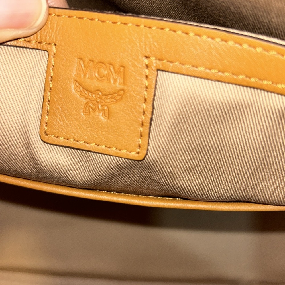 MCM backpack (BNWT)UNISEX HOST PICK - Picture 8 of 12